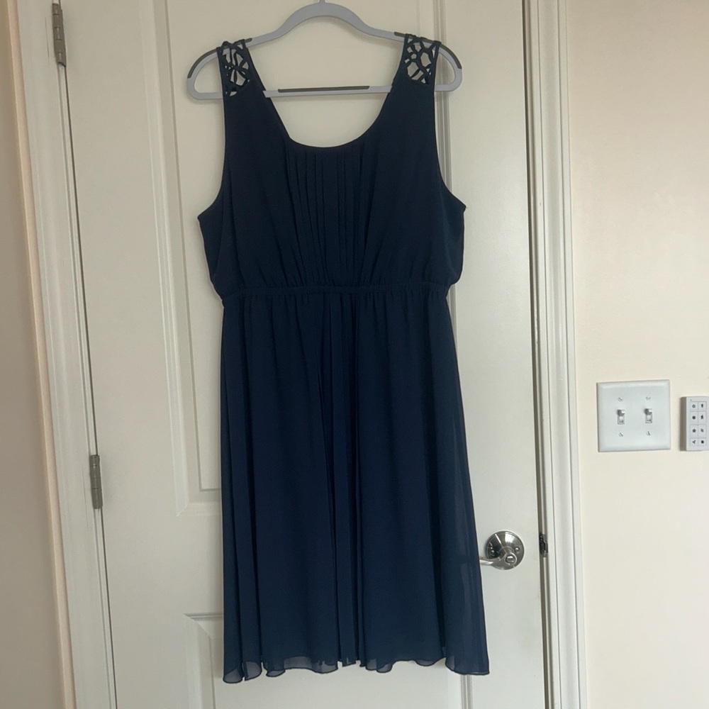 Plus Size Navy Blue Sleeveless Dress